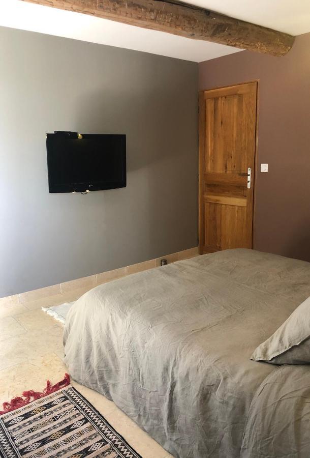 La Maison Des Lonnes Châteaurenard Esterno foto